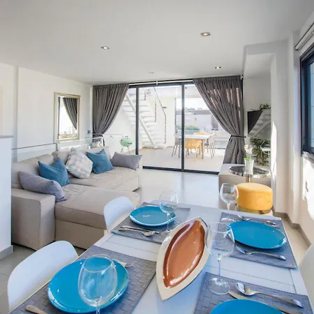 Apartment La Perla 10 *